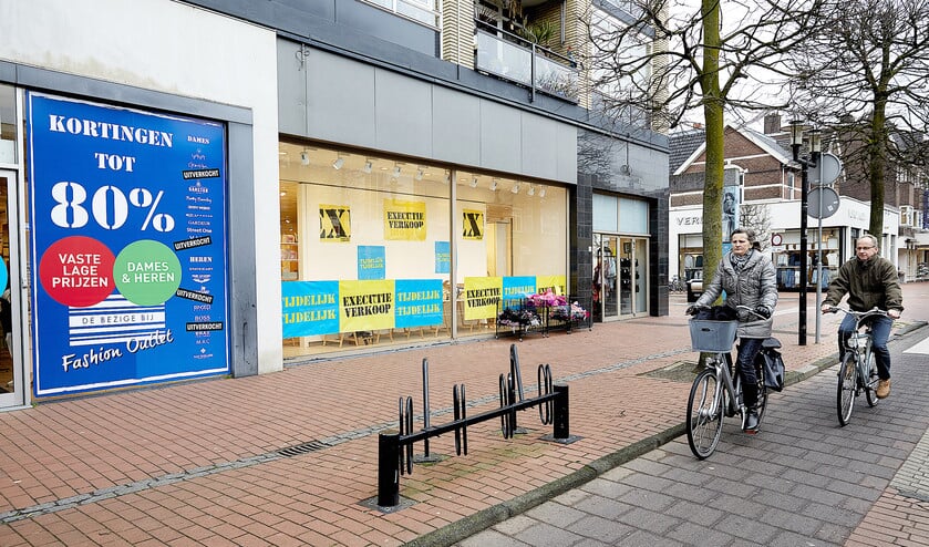 Leegstand in Zeist. Winkelstraten met bekende ketens hebben hun langste tijd gehad. Er verdwijnen saaie winkels die in elke plaats hetzelfde zijn en er komen onderscheidende winkels voor in de plaats. (anp / Martijn Beekman)