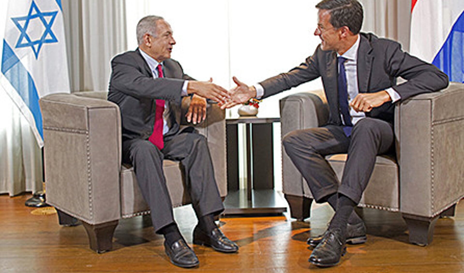 Benjamin Netanyahu en Mark Rutte.