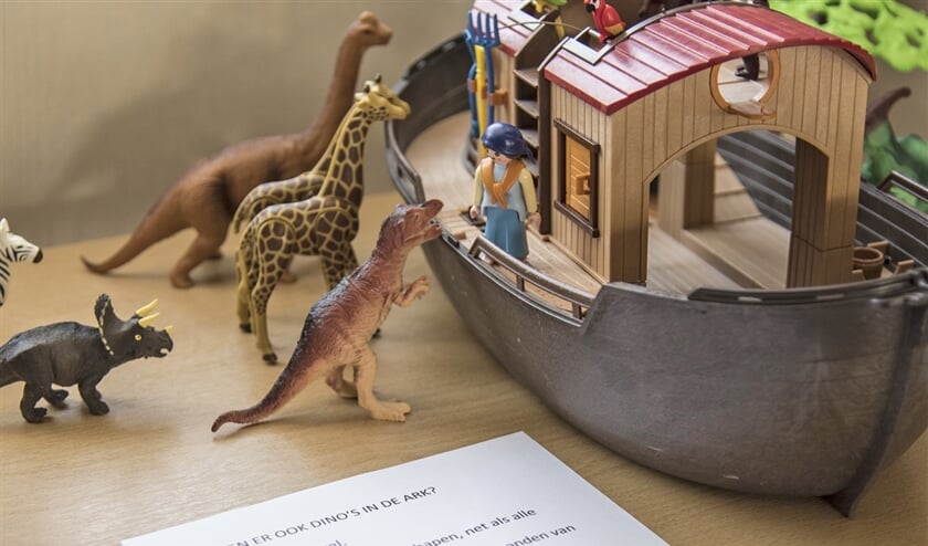 In het Scheppingsmuseum in Koog aan de Zaan is de ark van Noach nagebouwd in Playmobil. (Martin Waalboer)