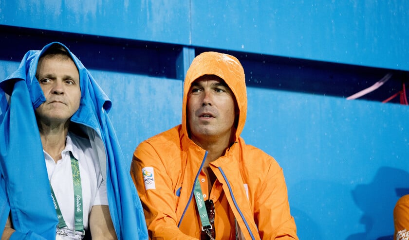 Camiel Eurlings als IOC-lid op de tribune tijdens de kwartfinale hockey Nederland-Argentinië op de Olympische Spelen van Rio de Janeiro. (anp / Robin Utrecht)