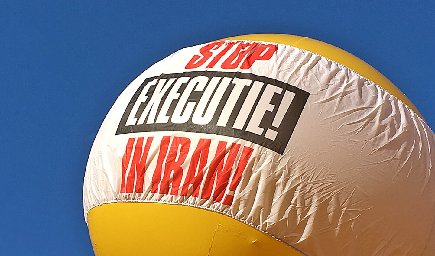 Protestballon tijdens de demonstratie.