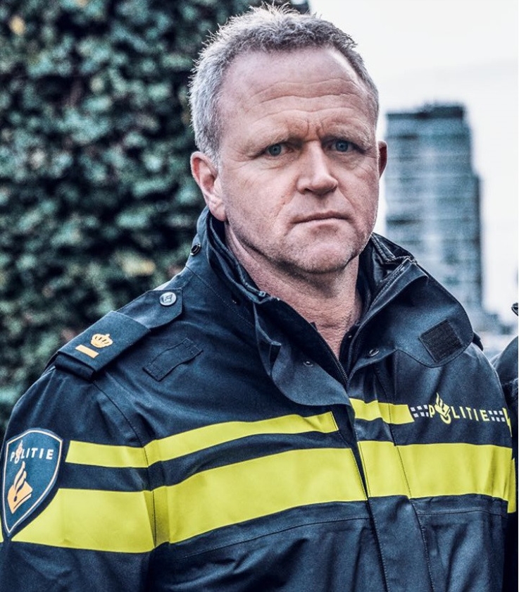 Hoe waarheidsgetrouw zijn beroepen in series en films? (avrotros, abc, usa network, nbc en nd)
