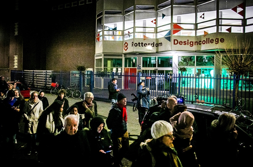 Eind december werd naar aanleiding van de dood van Humeyra Öz een stille tocht gehouden om aandacht te vragen voor geweld tegen vrouwen. (anp / Remko de Waal)