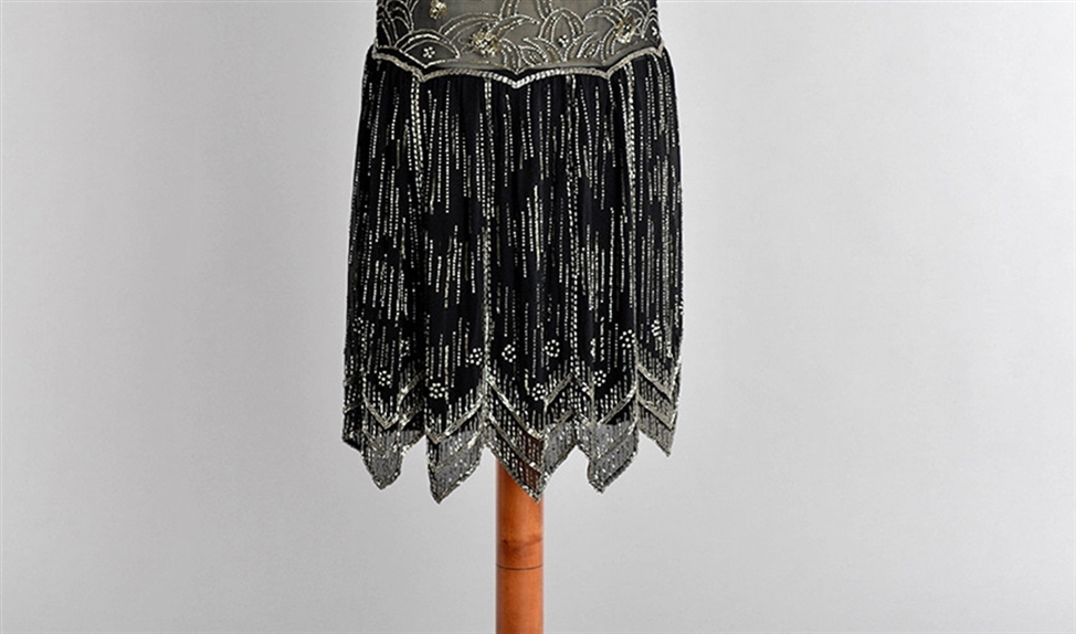Deze flapperdress (1925-1930) is gemaakt om één keer te dragen. (huis van gijn/dordrechts museum/Richard Boonstra/Marie Cecile Thijs)