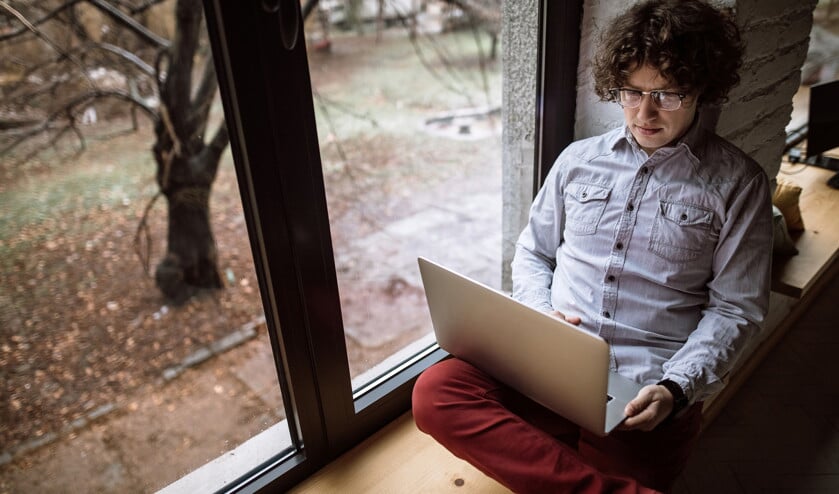 Het raadplegen van internet geeft je het gevoel dat je meer weet en begrijpt, terwijl dat nogal kan tegenvallen. (istock)
