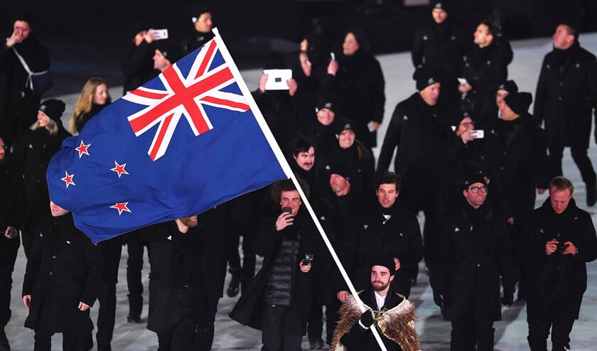 De Nieuw-Zeelanders waren het in 2016 zat dat hun vlag steeds werd verward met de Australische. Ze wilden een nieuwe. Maar toen die er eenmaal was, koos men toch weer voor de oude. de sportploeg van Nieuw-Zeeland op de Olympische Spelen van 2018. (epa)