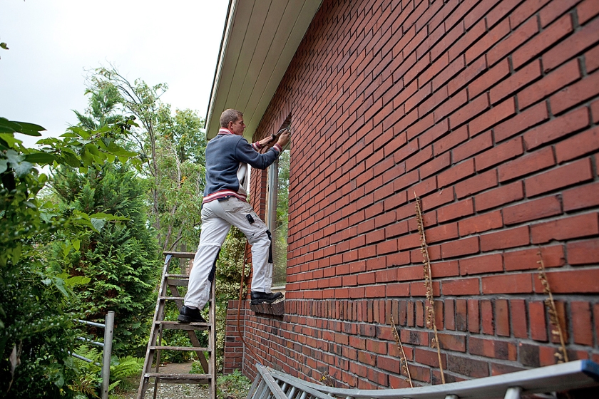 Zelfstandige huisschilders betalen verplicht pensioenpremie. Een deel van hen wil daar vanaf. (Harry Cock)