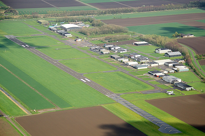 Lelystad Airport moet straks vooral worden gebruikt voor korte en middellange vakantievluchten. (anp / Bram van de Biezen)