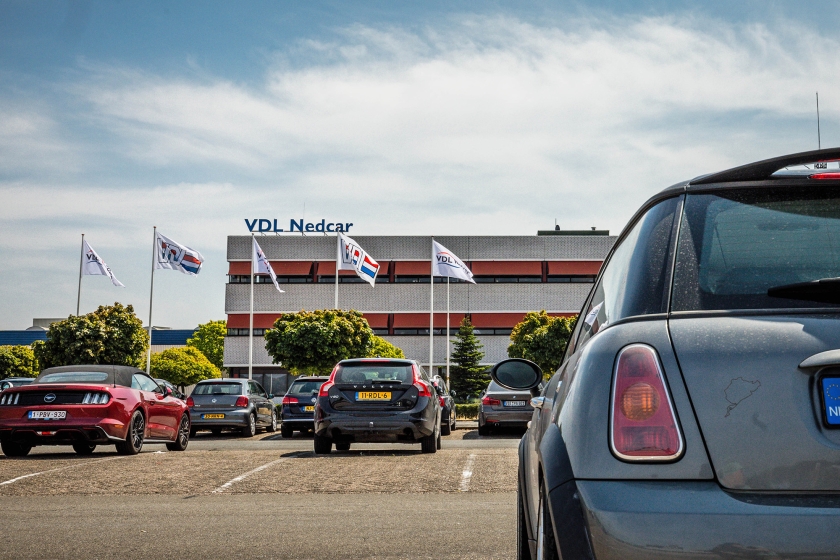 Het gebouw van VDL Nedcar in Born. Door de staking bij VDL Nedcar is de productie van de autofabriek in Born volledig stil komen te liggen. (anp / Rob Engelaar)