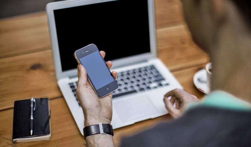 Fraudeurs gaan steeds geraffineerder te werk bij internetbankieren. De consument moet daarom nog scherper opletten of een bericht via de mail of sociale media uit betrouwbare bron afkomstig is. (pixabay)