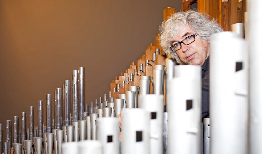Hans Fidom in het Orgelpark in Amsterdam: ‘Ga luisteren naar een orgel, neem de tijd en als je dat doet, krijg je een exquise diner.’ (Renate Beense)