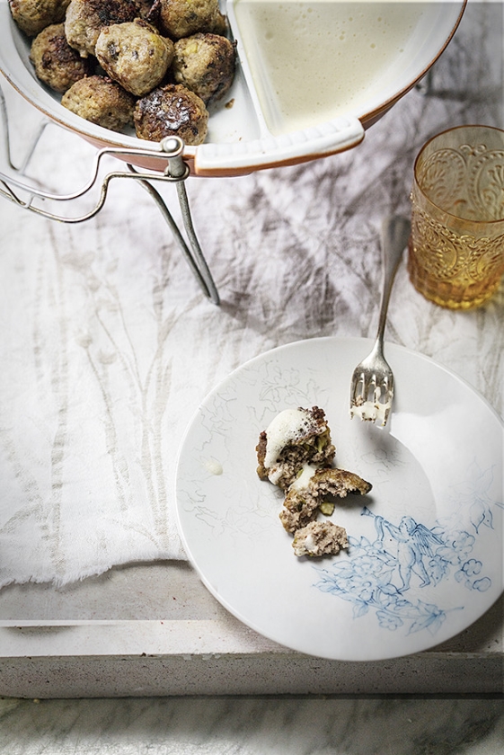 Recept: Rundergehaktballetje met citroenschuim (uit besproken boek)