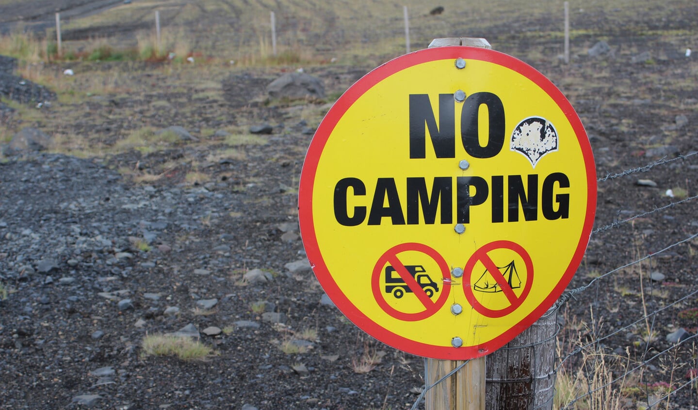 Sinds november 2017 is wildkamperen niet meer overal in IJsland toegestaan.