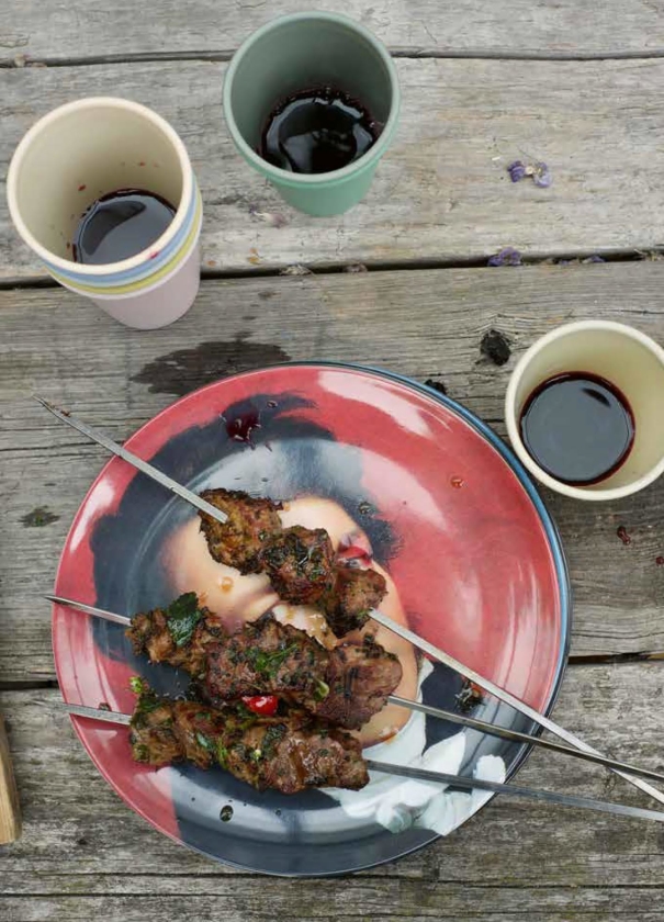 Recept: Lamsspiesjes met muntchumichurri (uit besproken boek)
