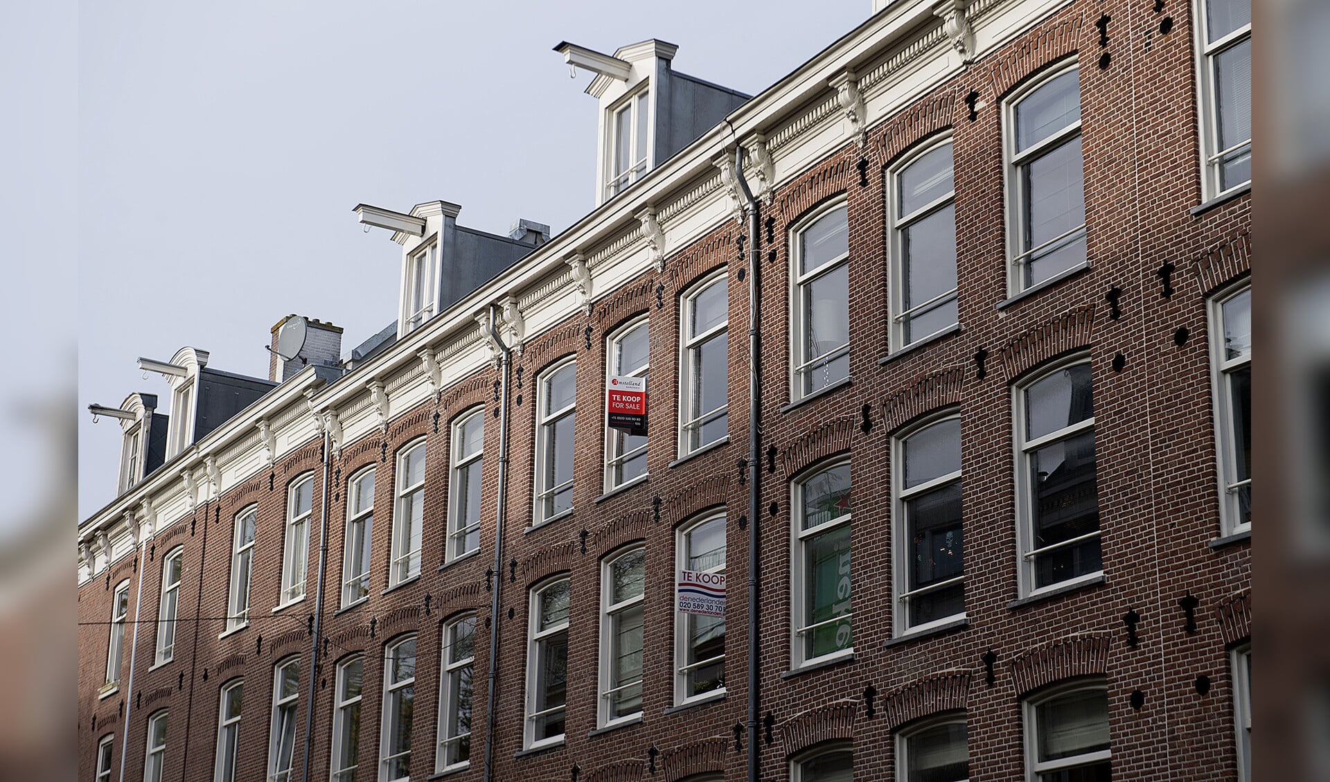 De WOZ-woningwaarde in Amsterdam steeg in 2017 naar het hoogste niveau ooit. Een deel van de eigenaren ‘casht’ nu.