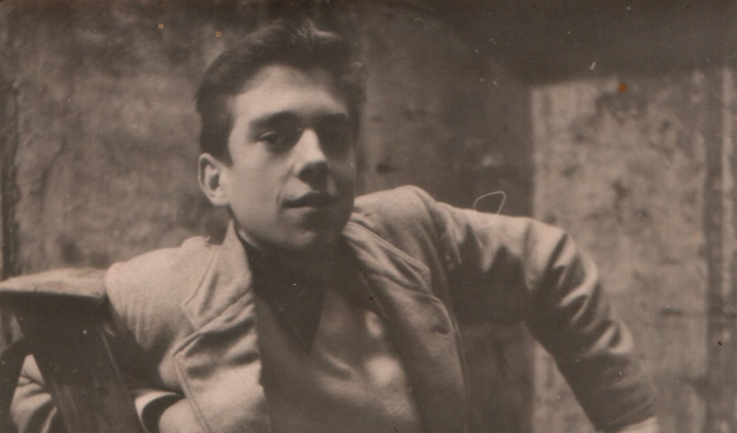 Een jeugdfoto van Ramses Shaffy.
