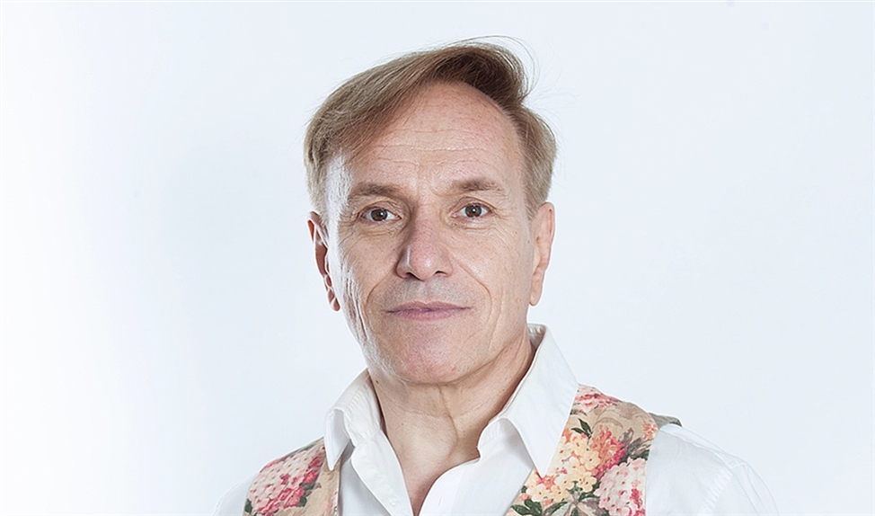 Philippe Elan: ‘Ik zit graag, waar ik ook ben, in verlaten kerkgebouwen om rust en stilte te vinden.’ (René Wouters)