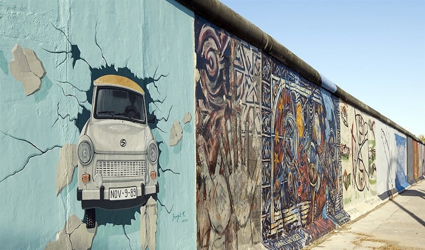 vanavond op tv waarom de berlijnse muur in hongarije viel nederlands dagblad