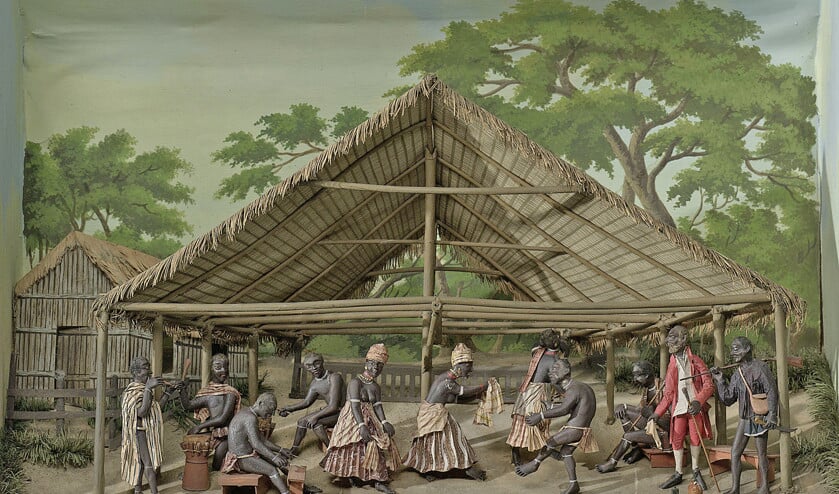 Diorama (driedimensionaal tableau) van een slavendans, van de Surinaams-Nederlandse kunstenaar Gerrit Schouten, 1830. (rijksmuseum)