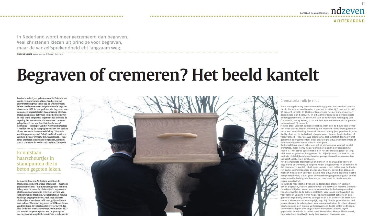 Paginabeeld uit 2013, en uitsnede van een hoofdartikel van Pieter Jongeling.