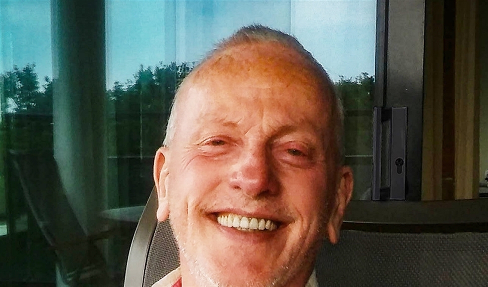 Wim van den Hoek moest zijn verhuisbedrijf verkopen (Dick Vos)