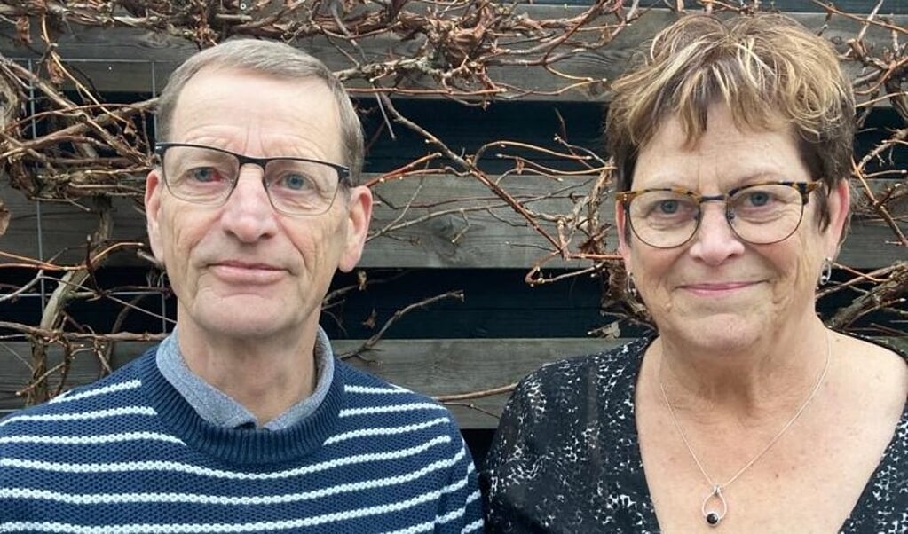 Albert en zus Finie zien uit naar een hernieuwde kennismaking met 'oude' klasgenoten van de vroegere Koningin Julianaschool in Vriezenveen