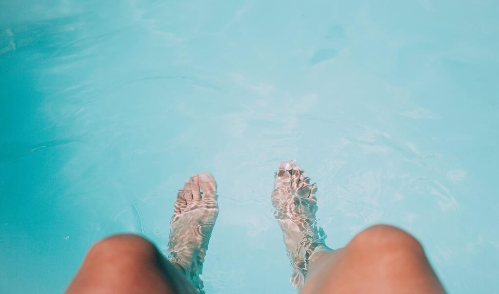 Verfrissend de zomer in met een frame zwembad!
