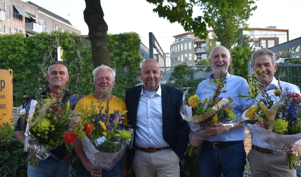 Eduard Bremmer, Willem Kelder, dir. Peter Vollenbroek, Hans Kottrik en Rudy Weghorst.