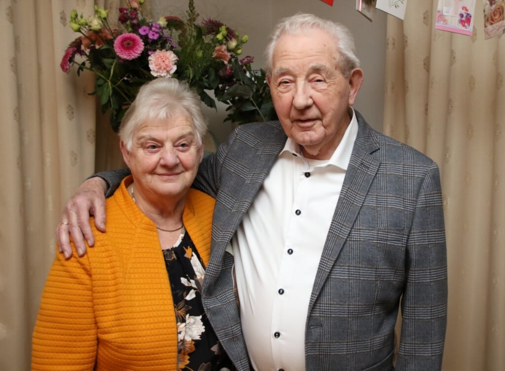 Jantina Dunnewind (82) en Bertus Dunnewind (86) uit Ommen.