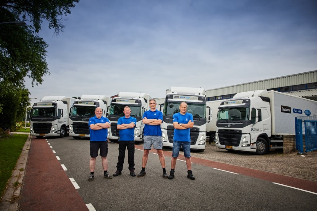 Bij Hilding Anders werden eind juli vijf nieuwe vrachtauto's in gebruik genomen. 