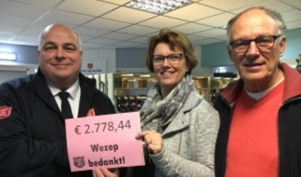 De collecte van het Leger des Heils in Wezep heeft 2778,44 euro opgebracht. eigen foto