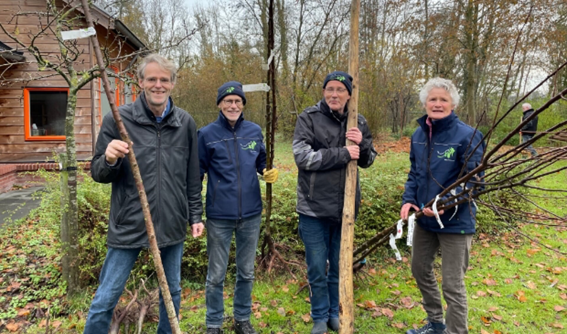 'Bomen verfraaien de omgeving' Foto: Dick Hup