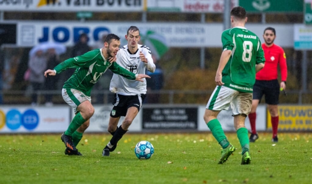 OWIOS versloeg op eigen veld 't Harde. Foto: NWVfoto.nl 