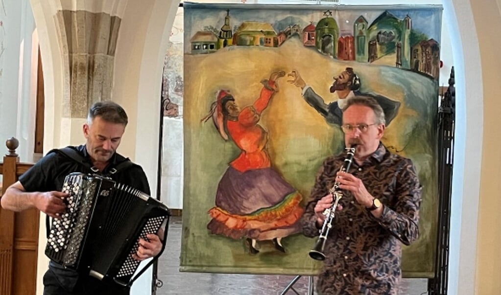  Een muzikaal optreden bij Vestingval Elburg.  