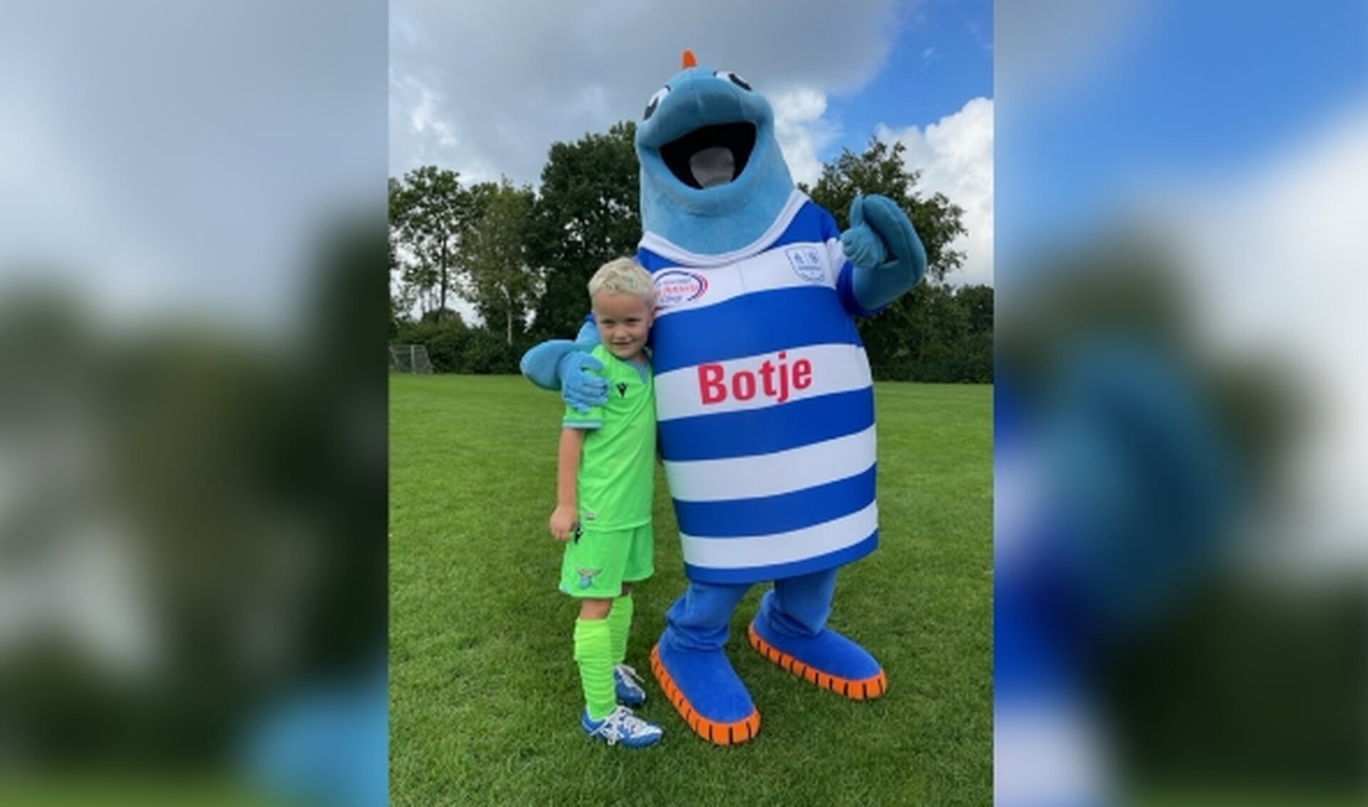 Knuffelen en voetballen met Botje