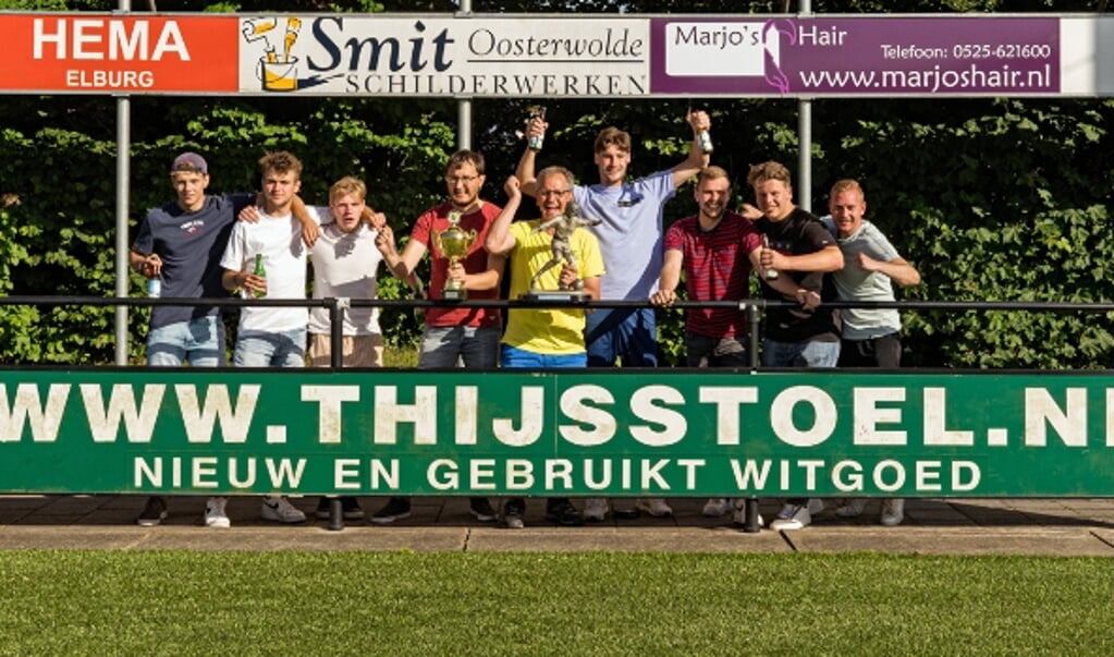 Thijsstoel.nl pakte vorig de winst van het Sponsorvoetbaltoernooi van VSCO'61