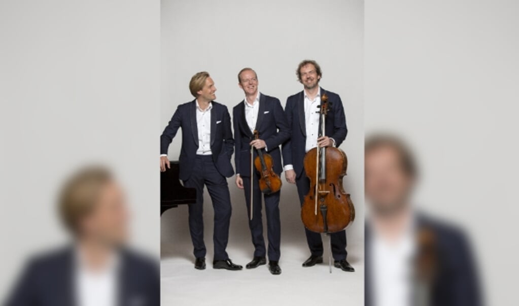  Storioni Trio verzorgt het jubileumconcert op 20 april 2024 in Veluvine. Eigen foto. 