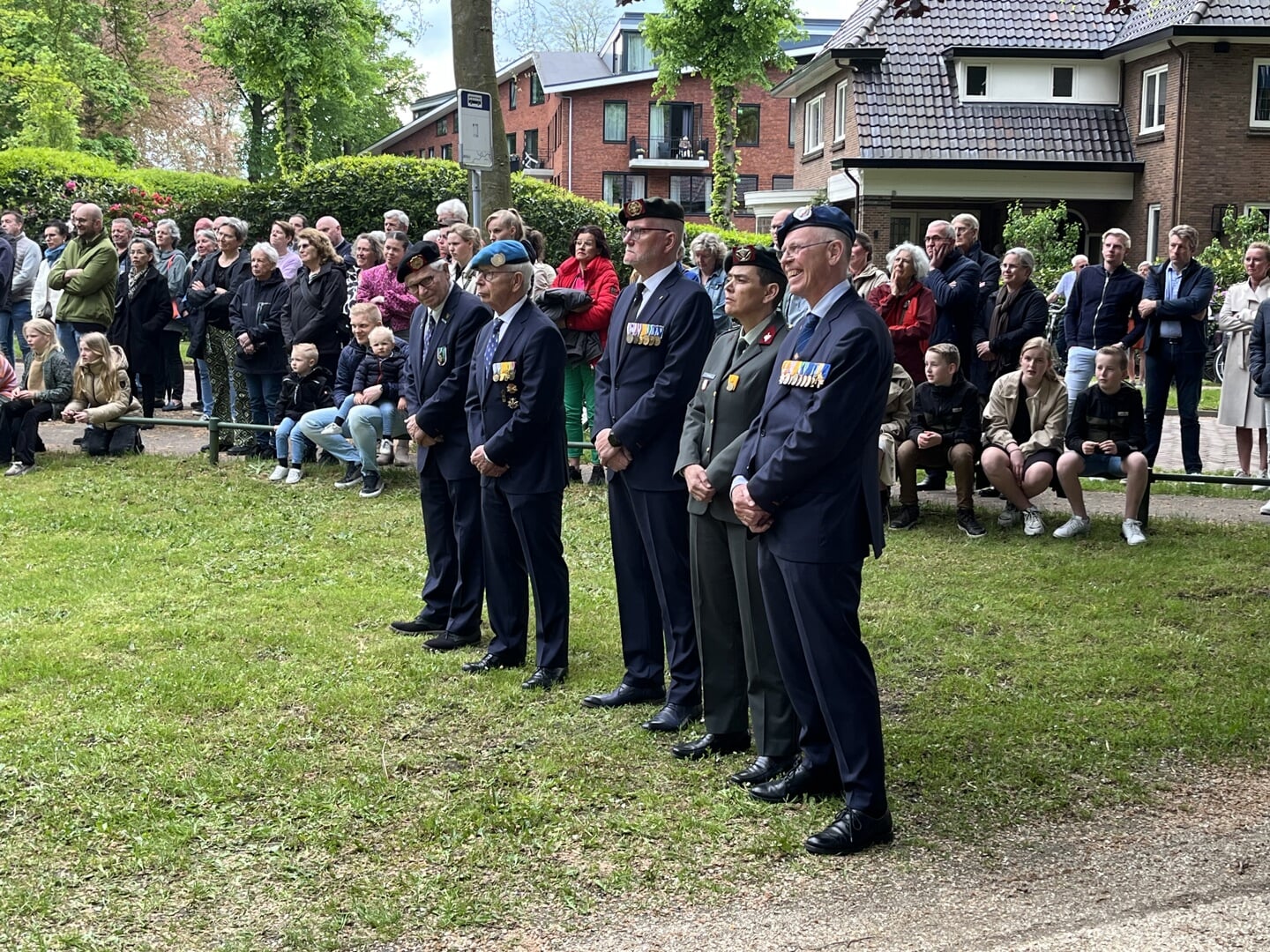 Veteranen bij herdenking Nunspeet.