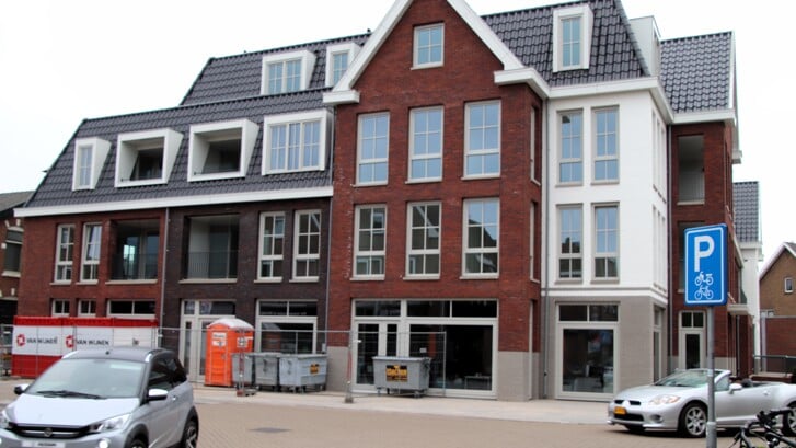  Bouwen in Nunspeet: de 17 appartementen in De Sterrehof (Eperweg) zijn bijna klaar. Foto Dick Baas 