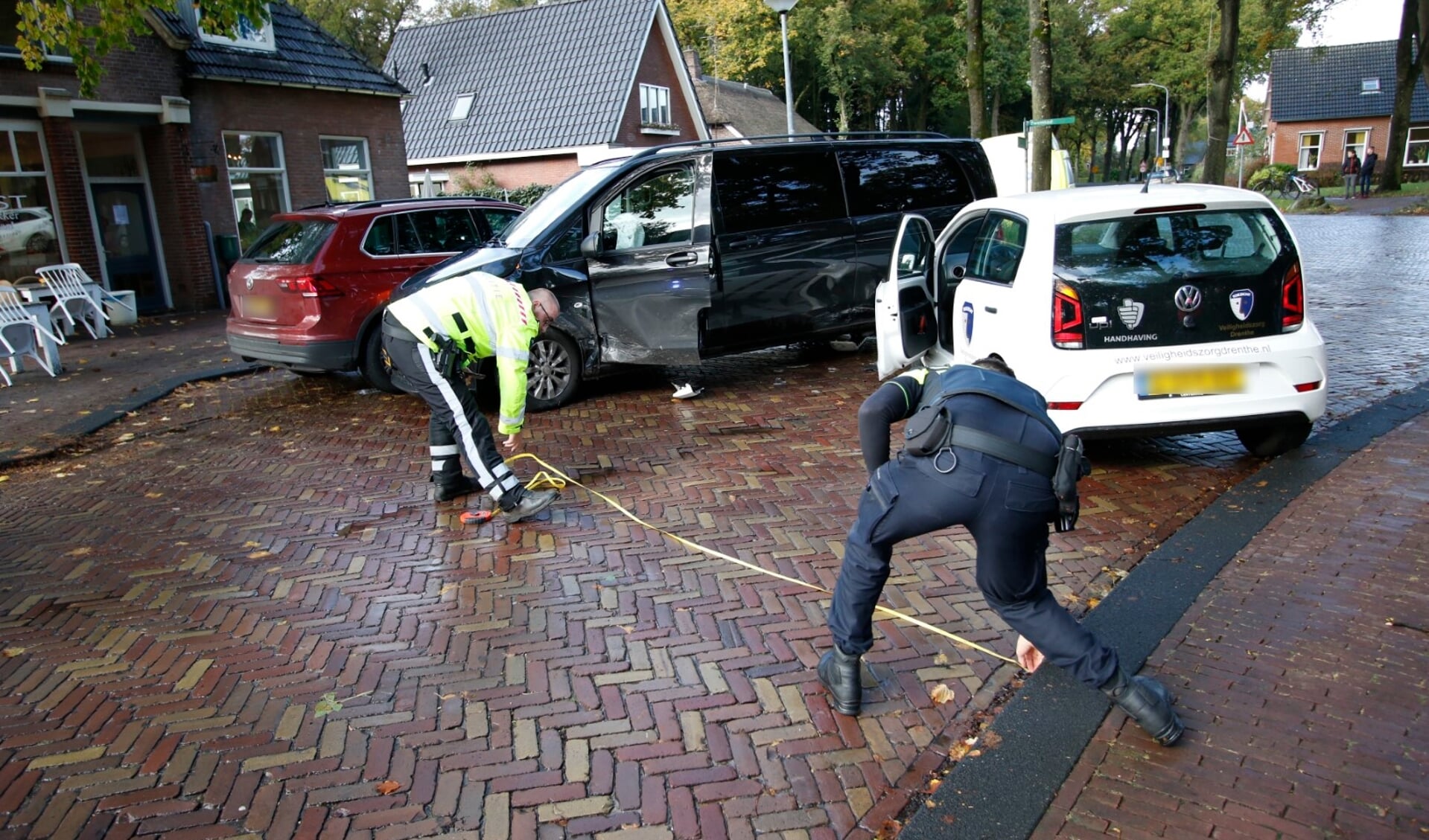 De ravage was groot in Odoorn. Foto: Persbureau Drenthe.