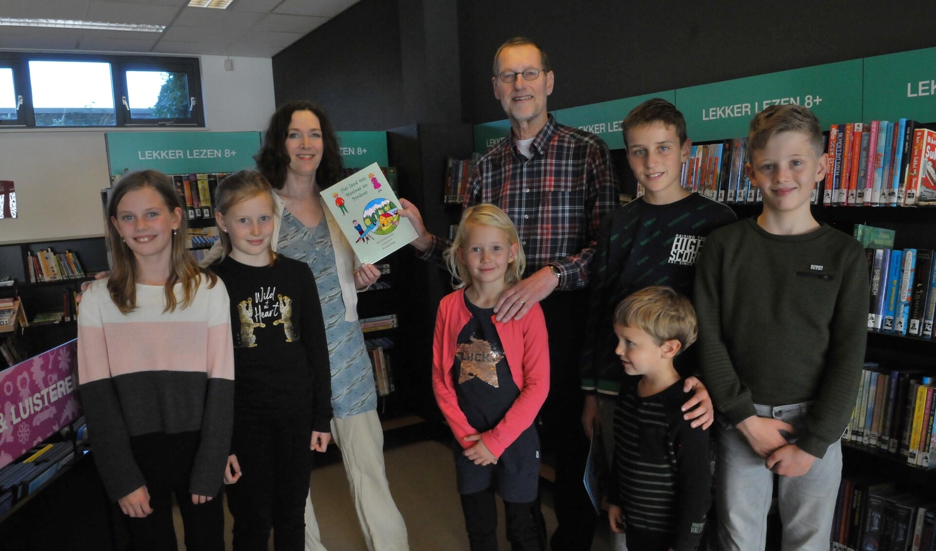 In Uithuizen werd vrijdag het kinderboek 'Het Land van Marloes en Pardoes' gepresenteerd. 
