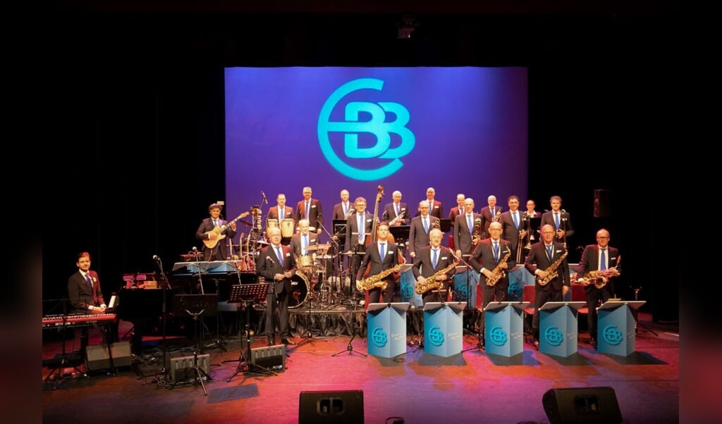 De Eemsmon Big Band in volle bezetting. Foto: Chris Dagelet.