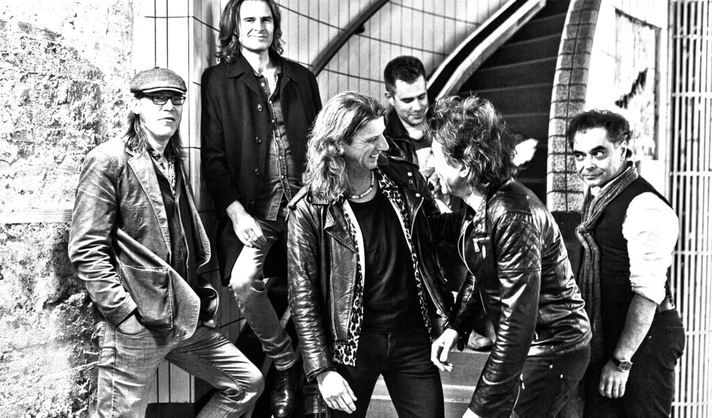 De Rolling Stones-tributeband Exile speelt op vrijdag 15 oktober in concertboerderij d'Rentmeester in Valthermond. (eigen foto)
