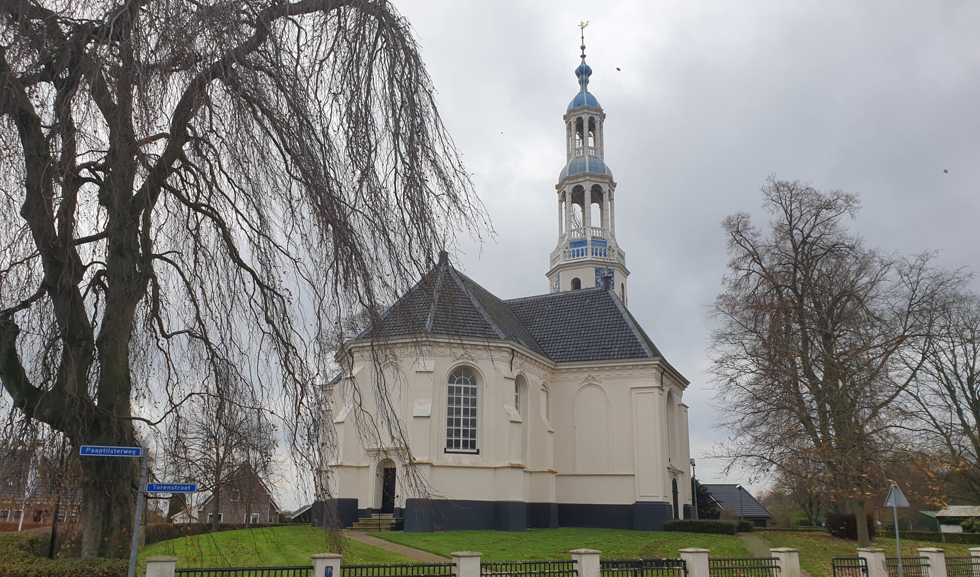 De Mariakerk in Uithuizermeeden.