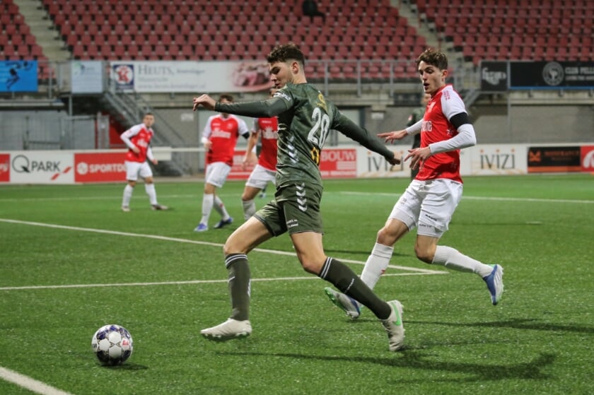 Jari Vlak gaf de beslissende assist waarna Assehnoun de 0-1 kon scoren. (foto Gerrit Rijkens)