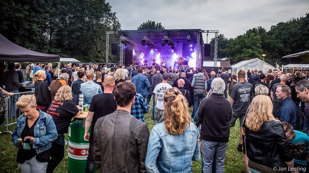 De winnaar van Opblaaspop mag in 2024 onder meer optreden op het Pagefestival in Stadskanaal. (foto: Jan Lenting)