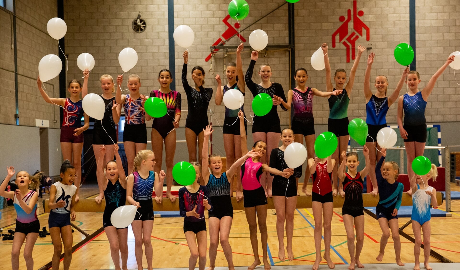 Vreugde bij Clias nadat de vereniging werd uitgeroepen tot Sportclub van het Jaar. 