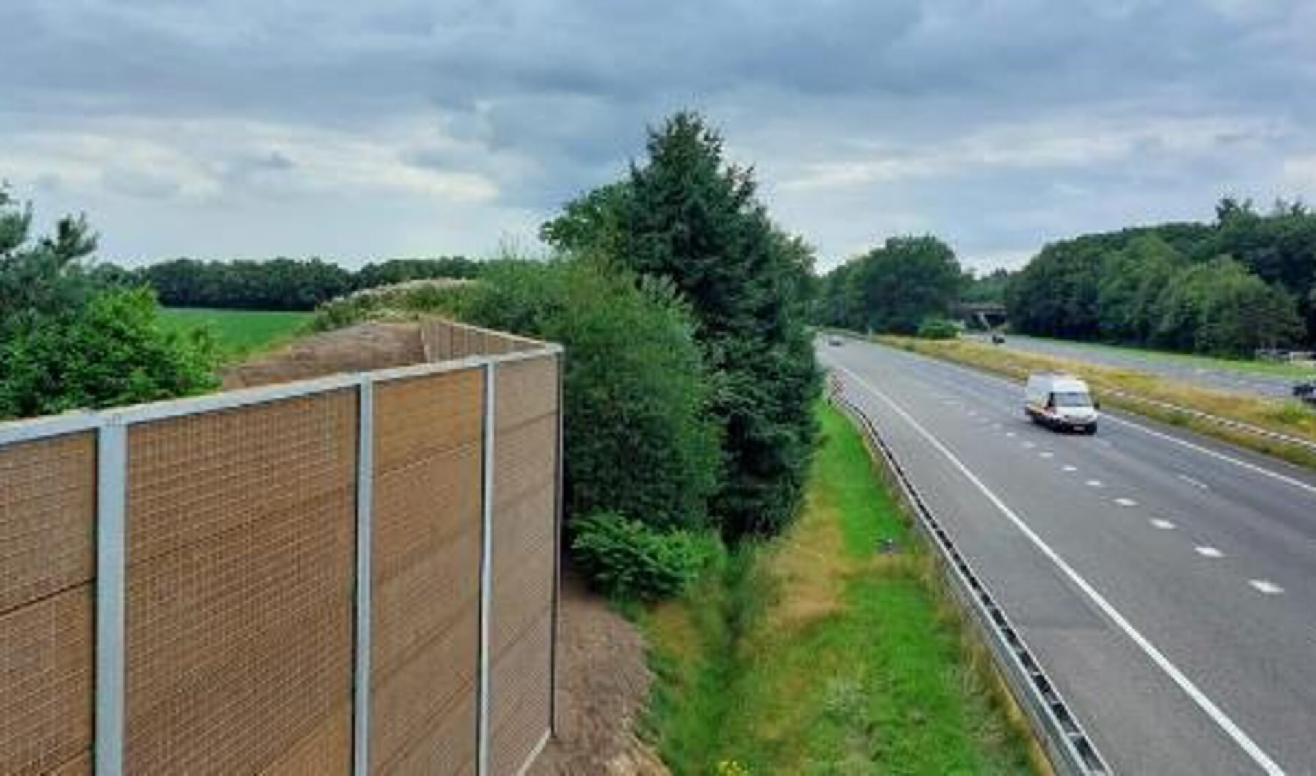 Spier heeft weer een geluidsscherm, een Greenwall (foto Gemeente Midden-Drenthe).