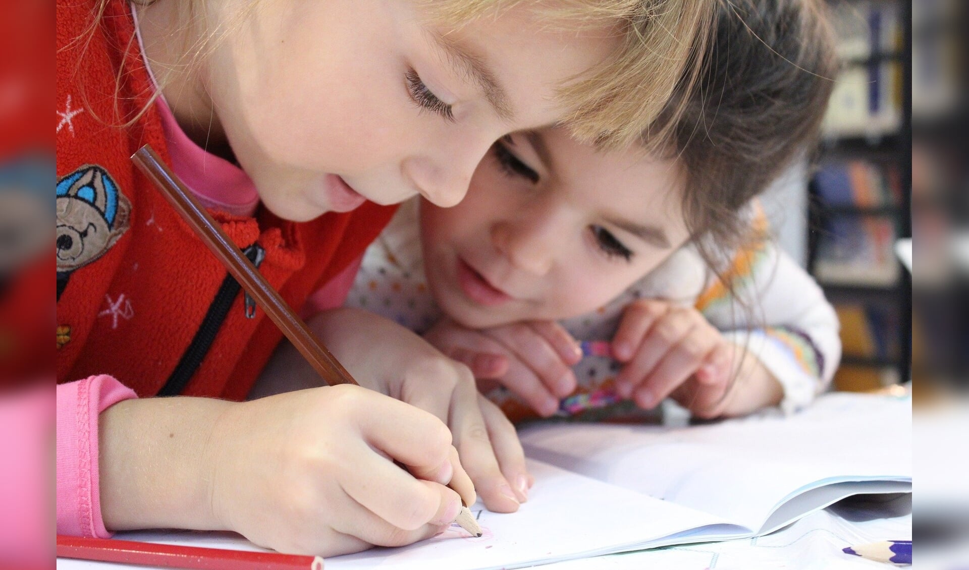 Kinderen in het basisonderwijs krijgen vooral les van een juf.