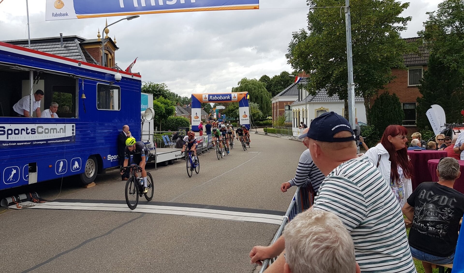 Ook de organisatie va de wielerronde in Usquert trok bij GemeenteBelangen Het Hogeland aan de bel. 